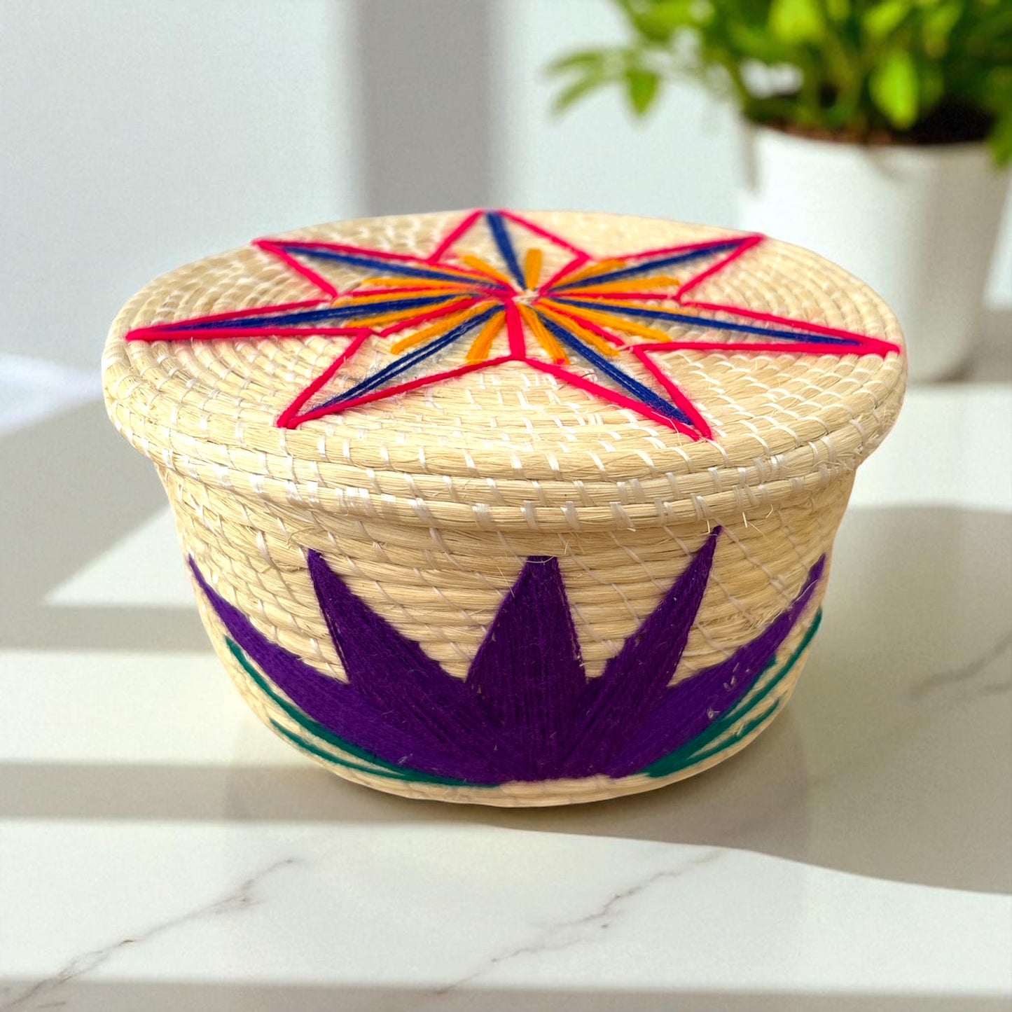 Caja Huasteca – Boîte artisanale brodée