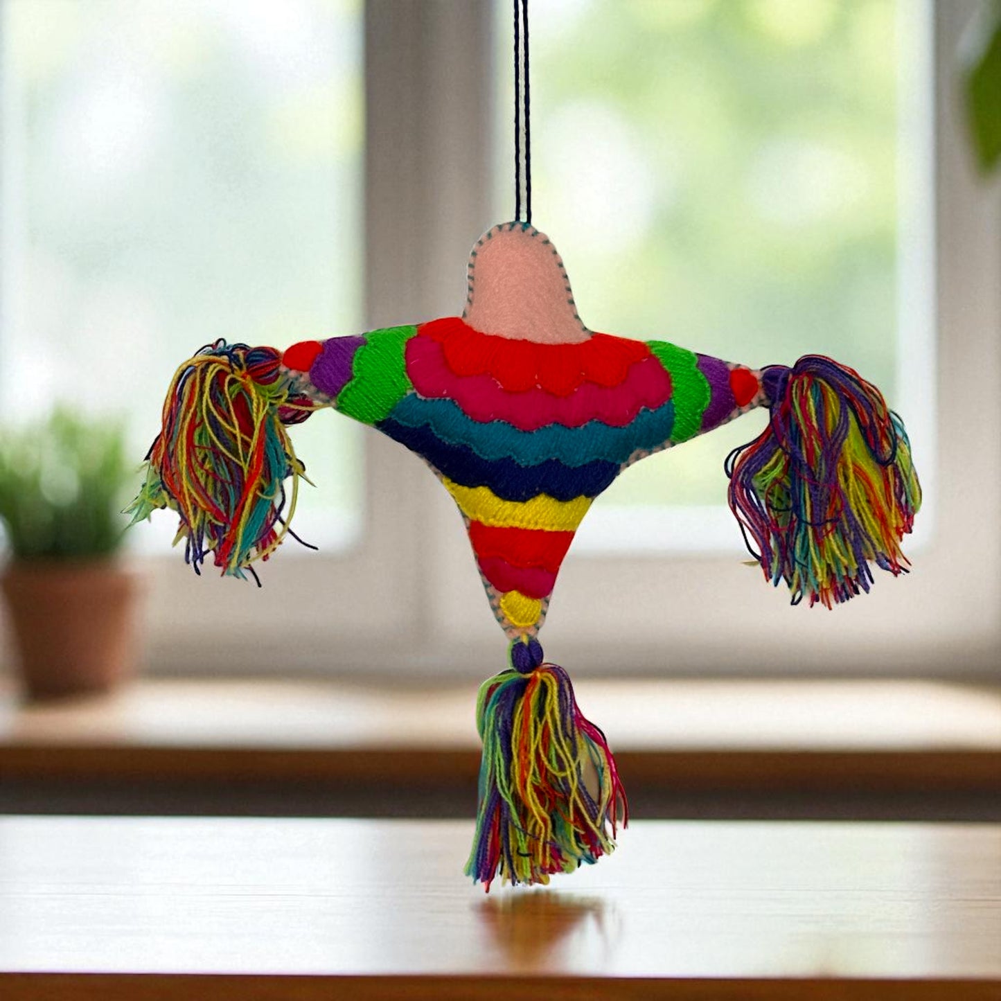 Ornement Piñata en Feutrine et Laine – Fait Main