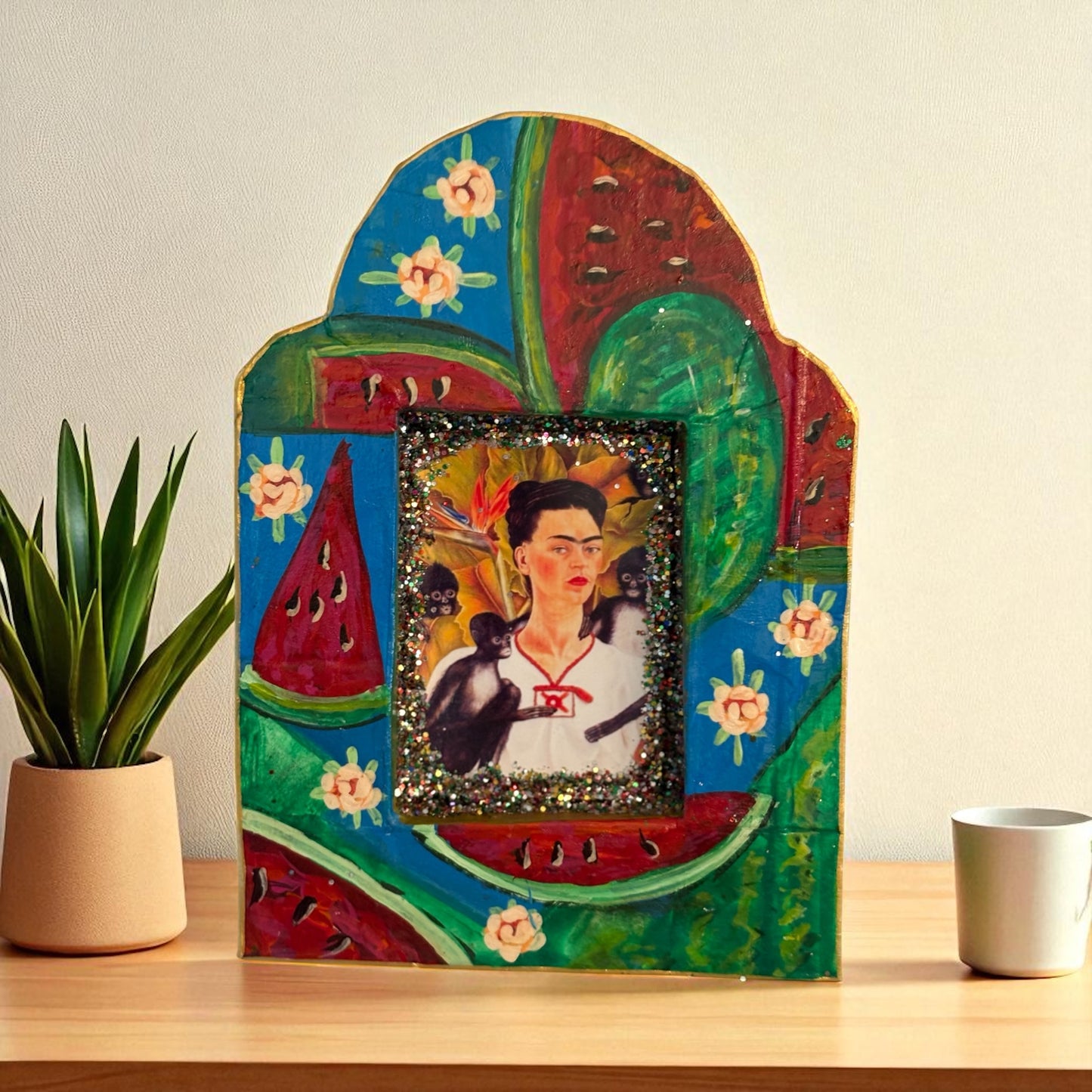 Nichos Frida – Pièce unique en carton peint à la main