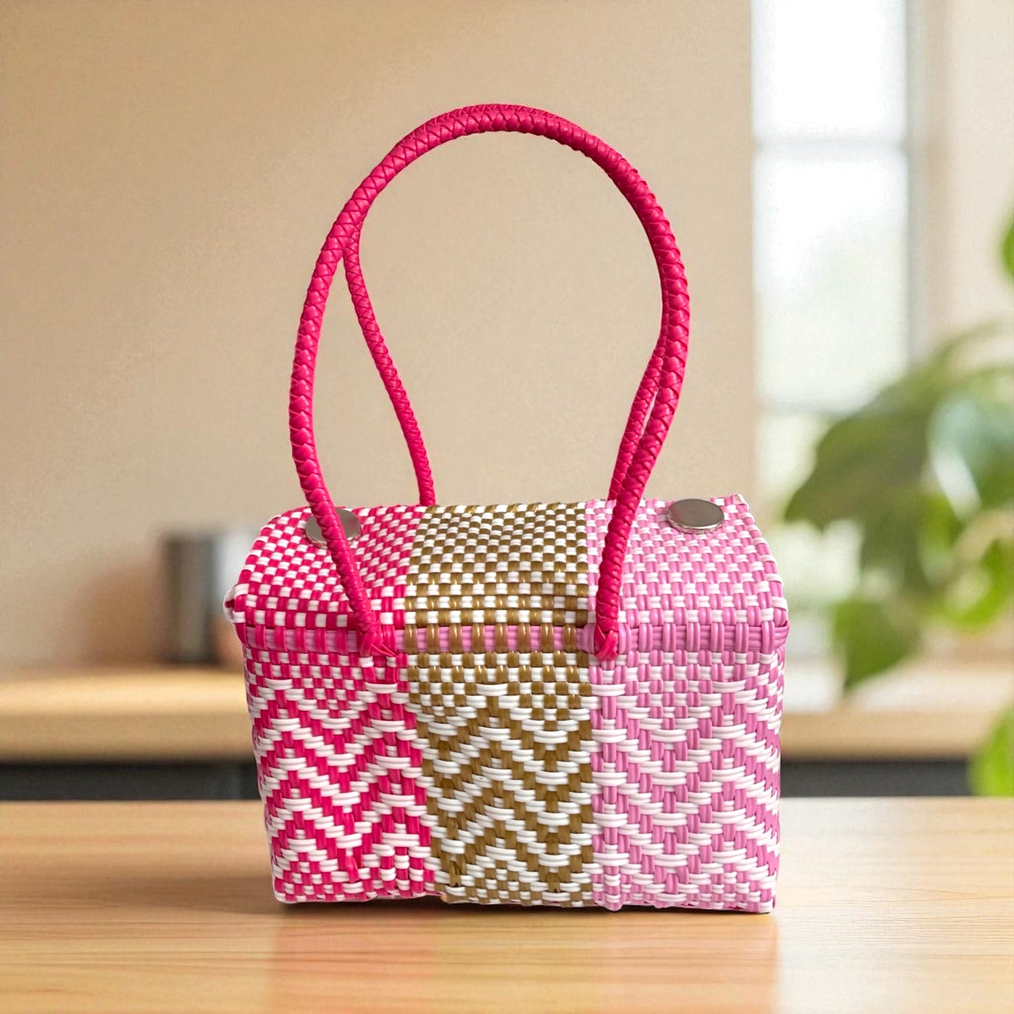 Lonchera colorée en plastique recyclé – Petit modèle