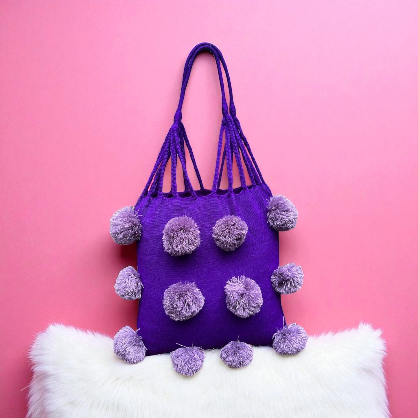 Sac en tela avec pompons – Pièce unique, fait main au Mexique